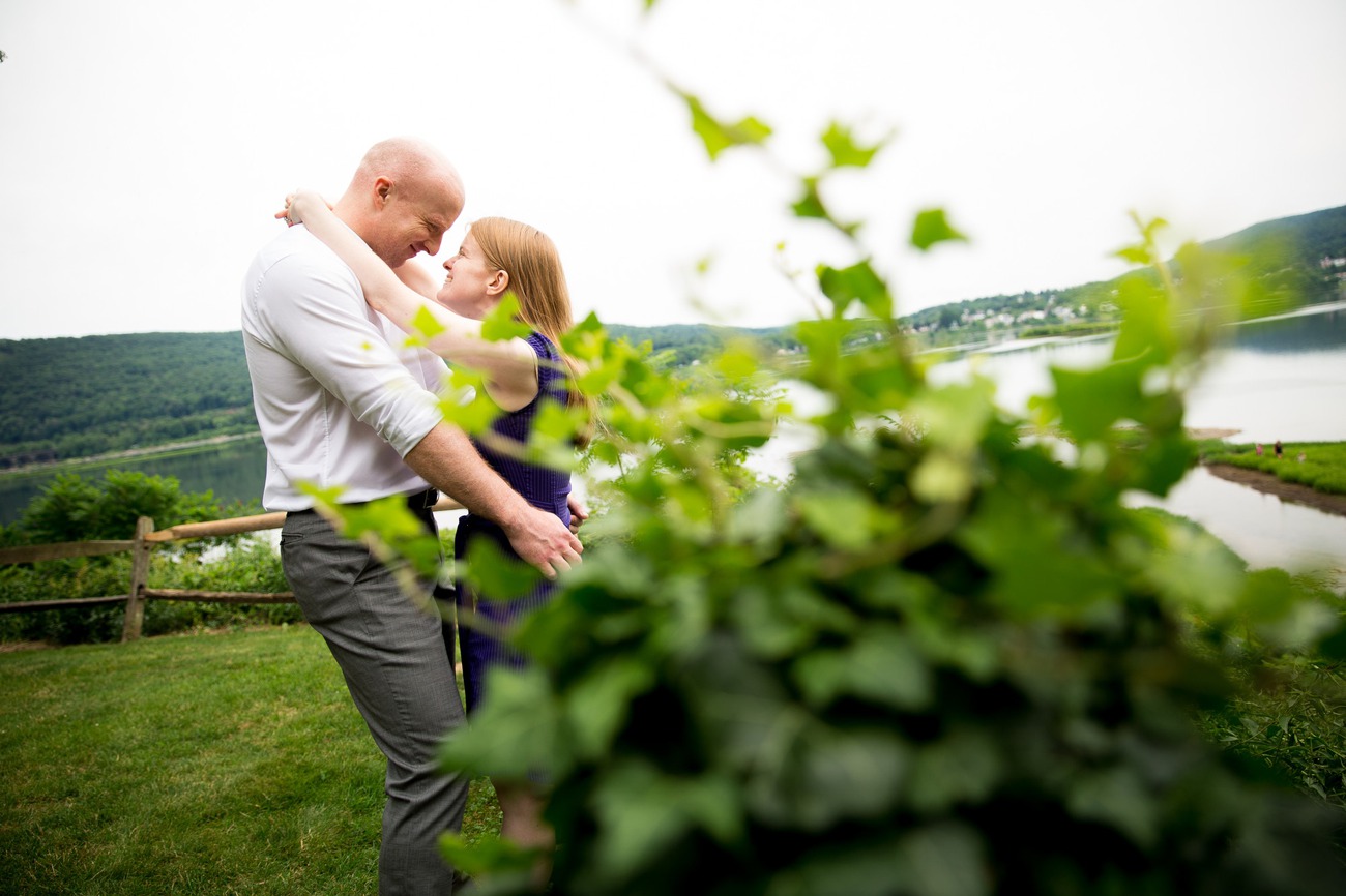 Fort Hunter Harrisburg Engagement Photographer